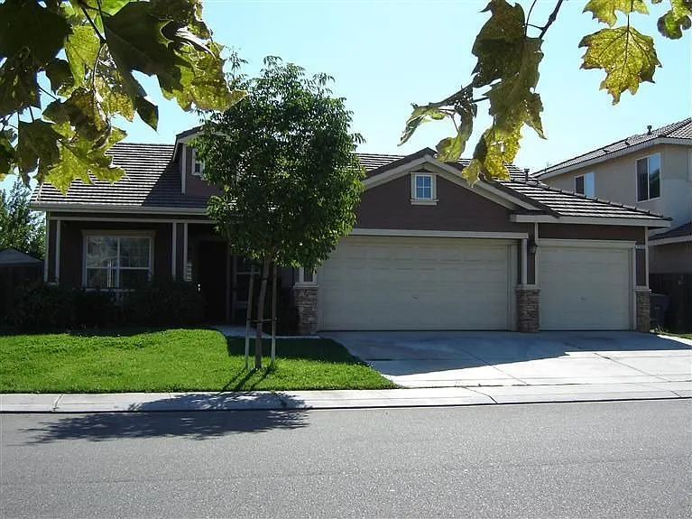5532 Saxon Way photo 1