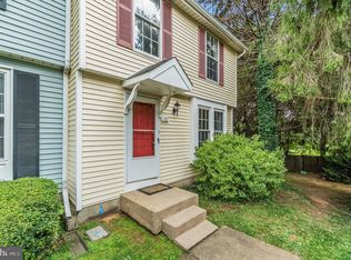 122 Oak Tree Ln, Warrenton, VA 20186