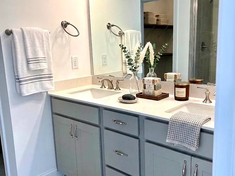 119 N Franklin St #100 — Photo 10