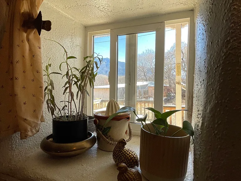 7 Las Animas Rd #B — Photo 5