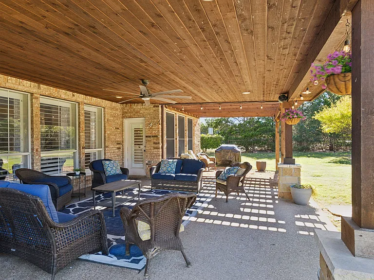 5801 Hathaway Dr — Photo 21