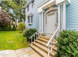 45 Alexander St #A, Greenwich, CT 06830