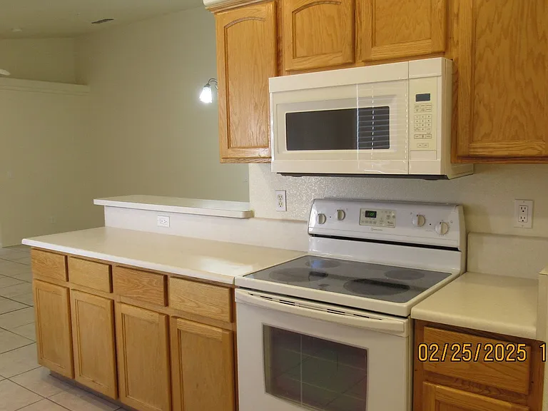 2759 Palisades Dr — Photo 9