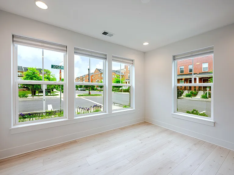 4450 Joseph Pl NE — Photo 15