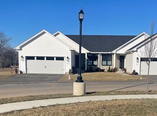 124 Villa Dr #44, Feeding Hills, MA 01030