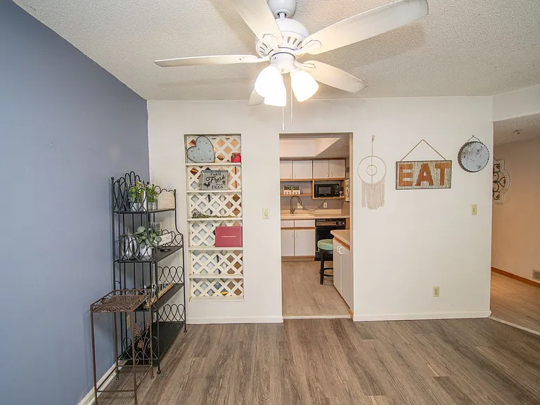 2904 W 33rd St #323 — Photo 16