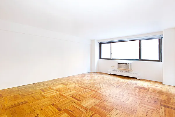 Rented by Keller Williams NYC | media 19