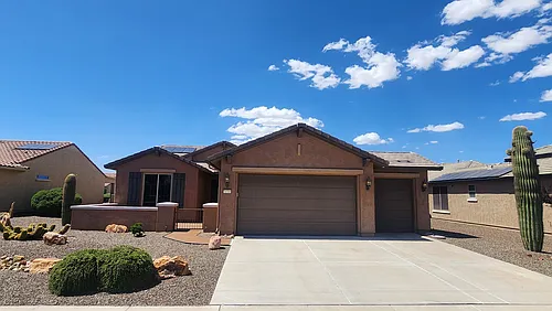 26208 W Tina Ln Photo 1