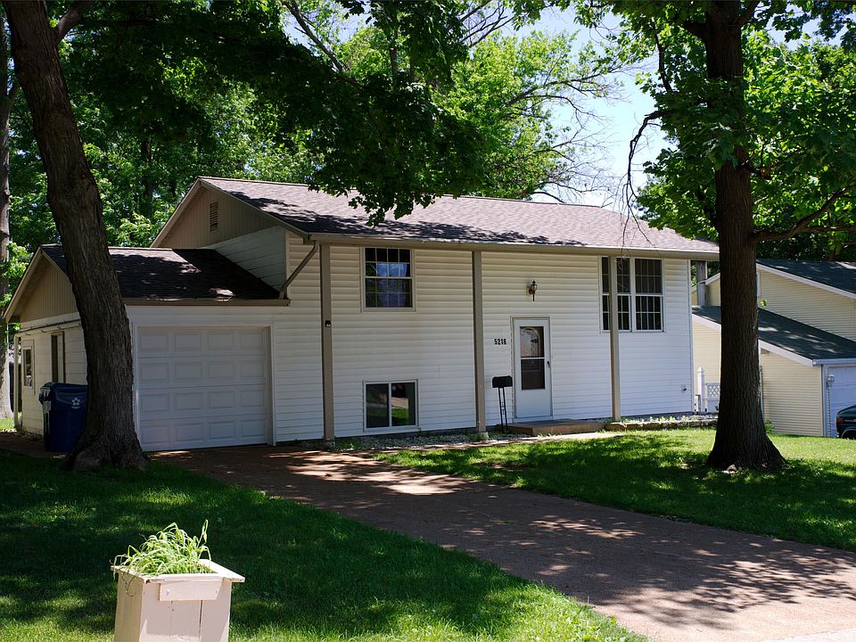 1st image of 5218 Ville Cecelia Ln