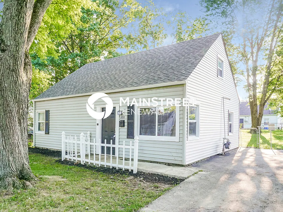 890 Bucknell Rd