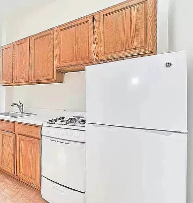 Rented by Corcoran | media 9