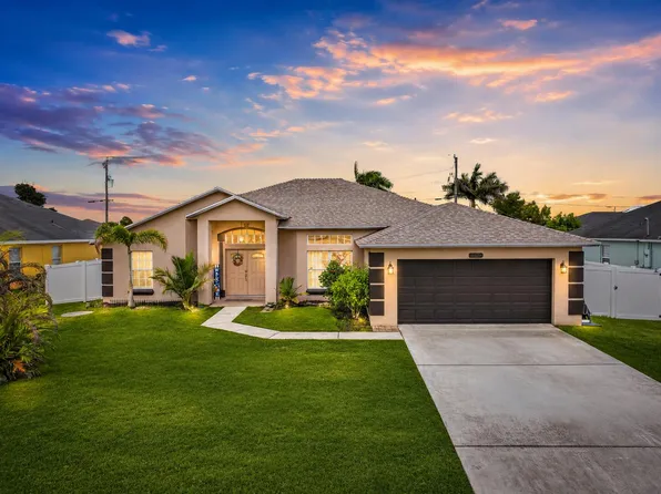1929 SW Breezeway Street, Port St Lucie, FL 34987