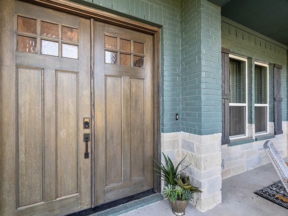 4th image of 2100 Shady Grove Rd