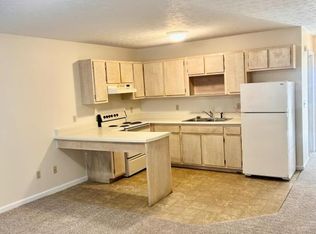 801 E Main St APT 30, Rogersville, TN 37857