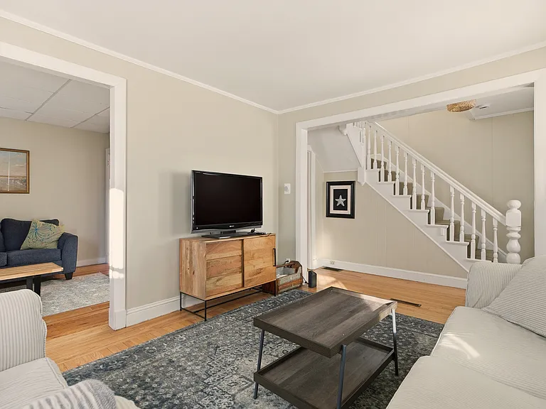 8 Carey St #W26 — Photo 4