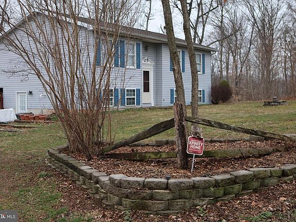 2nd image of 319 Canal Rd