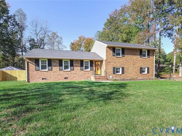 10806 Burleigh Dr, South Prince George, VA 23805