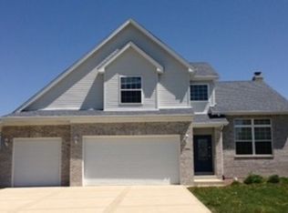 2006 Stone Hedge Ct, Kankakee, IL 60901