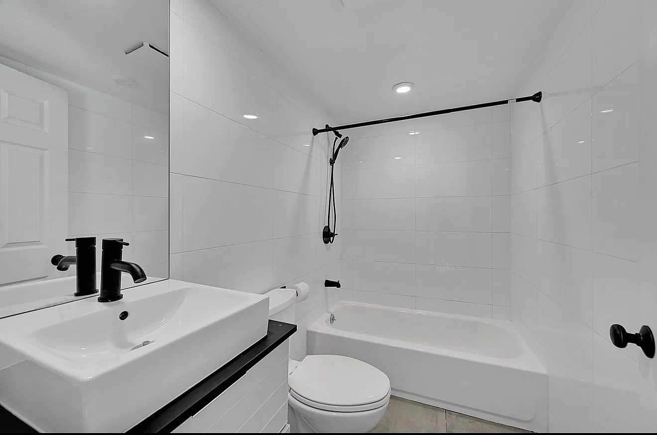 2 bed, 1400 sqft, $2,400 — Photo 4