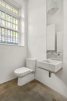 Sold by Modlin Group | media 14