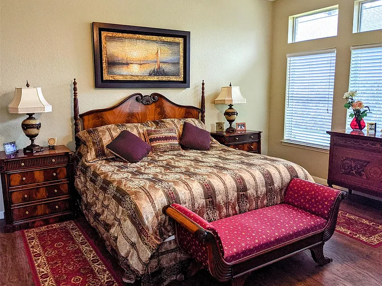 10114 Crescent Bluff Ln — Photo 25