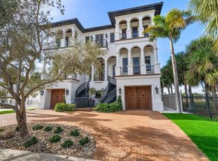 1040 Eldorado Ave, Clearwater, FL 33767