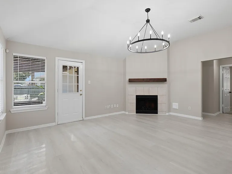 17003 Analisa Cir — Photo 8