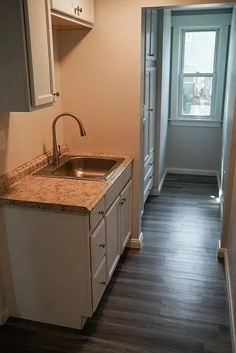 2 bed, 1.0 bath, 1000 sqft, $1,850 — Photo 4