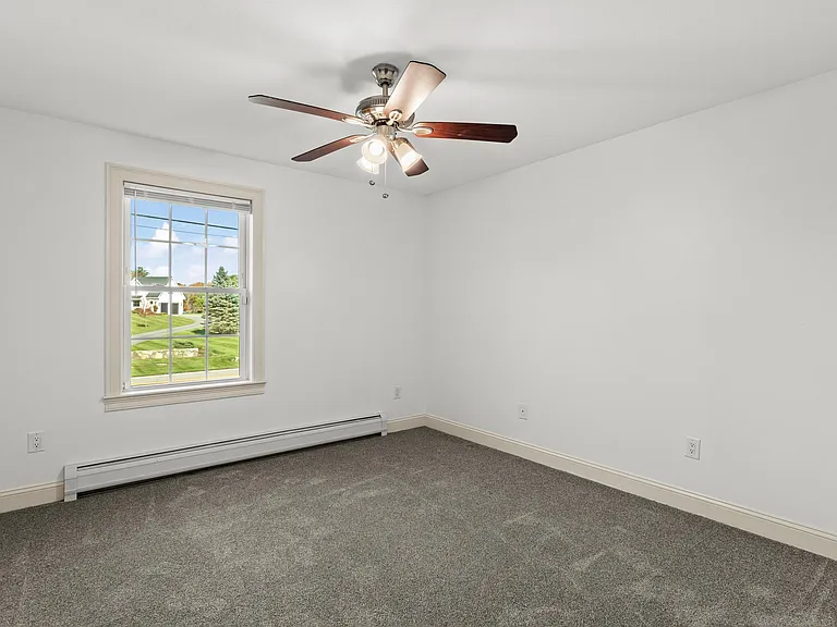 22 Maple Rd — Photo 37