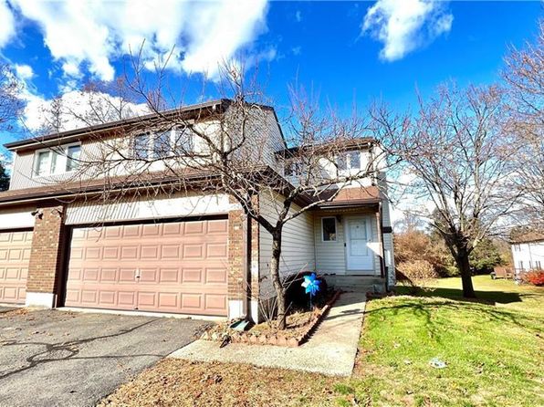 24 Arthur Dr #6