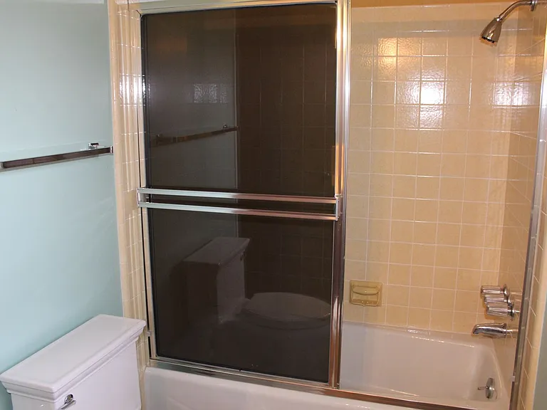 4301 Flintridge Dr — Photo 20