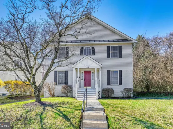 2016 N Greenbrier St, Arlington, VA 22205