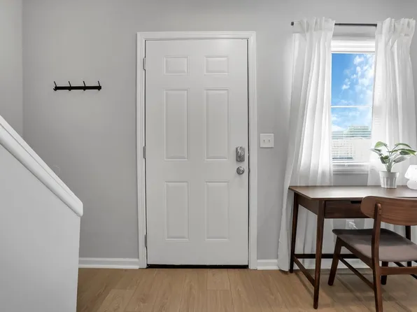 380 Forest St #G, Columbus, OH 43206