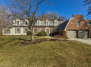 852 Bisque Dr, Barrington Hills, IL 60010