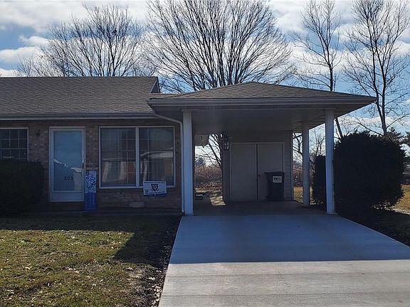 2nd image of 200-202 Southgate Dr
