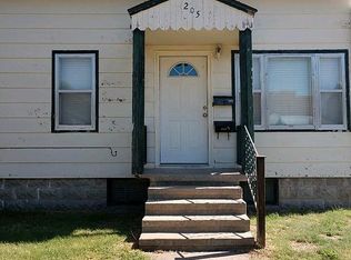 205 W 15th St, Hays, KS 67601