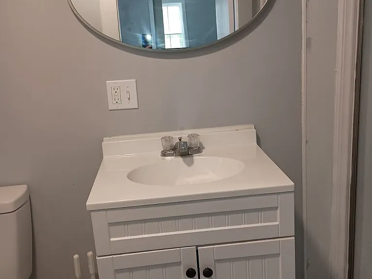 35 Maple St #4 — Photo 16