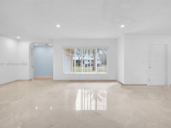5th image of 3441 N Hills Dr