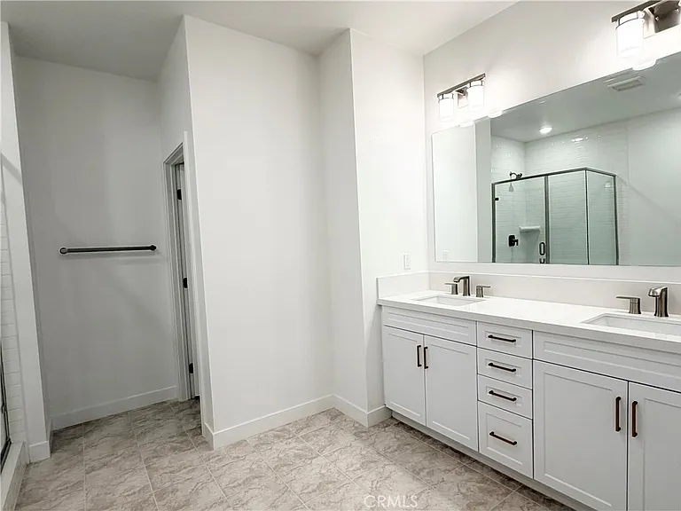 26756 Bermudez St — Photo 37