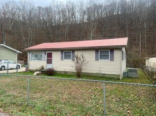 4928 State Route 114, Prestonsburg, KY 41653