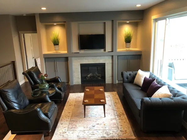 1916 Spruce Meadows Dr SE #2018, Rochester, MN 55904