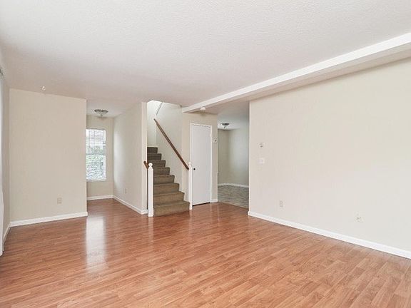5th image of 83 W Main Ave