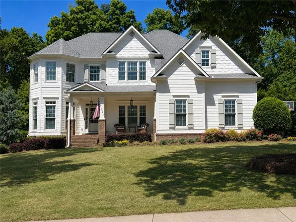 995 Sienna Dr, Cumming, GA 30040