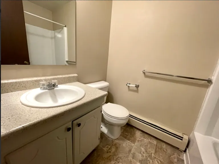 Oak Valley Apartments — Photo 30