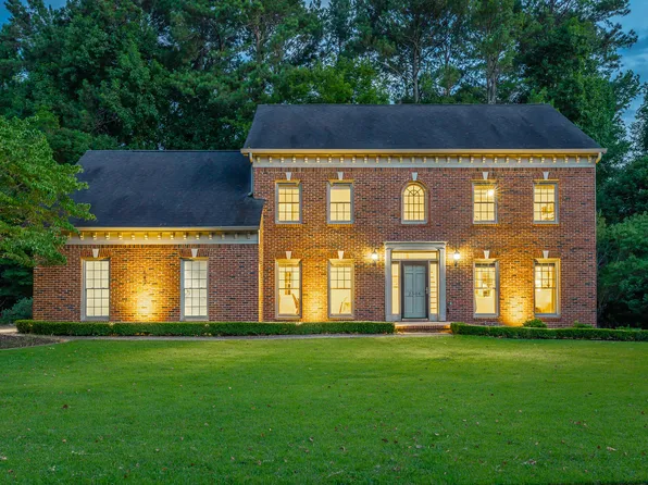 2506 Arbor Mist Trl, Hixson, TN 37343