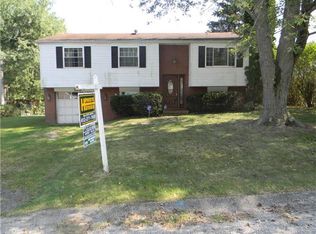 132 Mohawk Trail Dr, Pittsburgh, PA