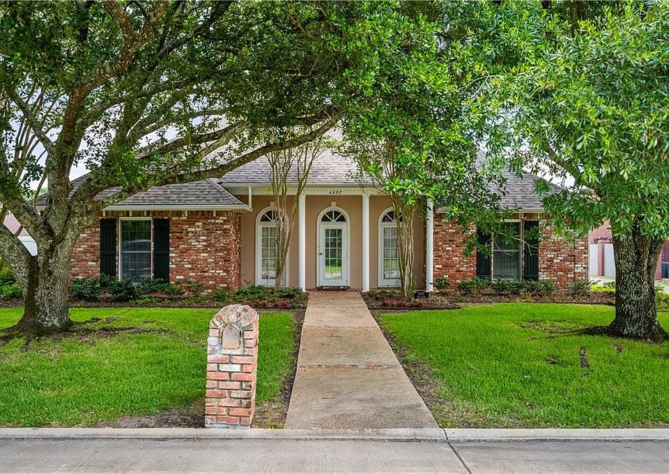 4907 Windermere Blvd, Alexandria, LA 71303 Zillow