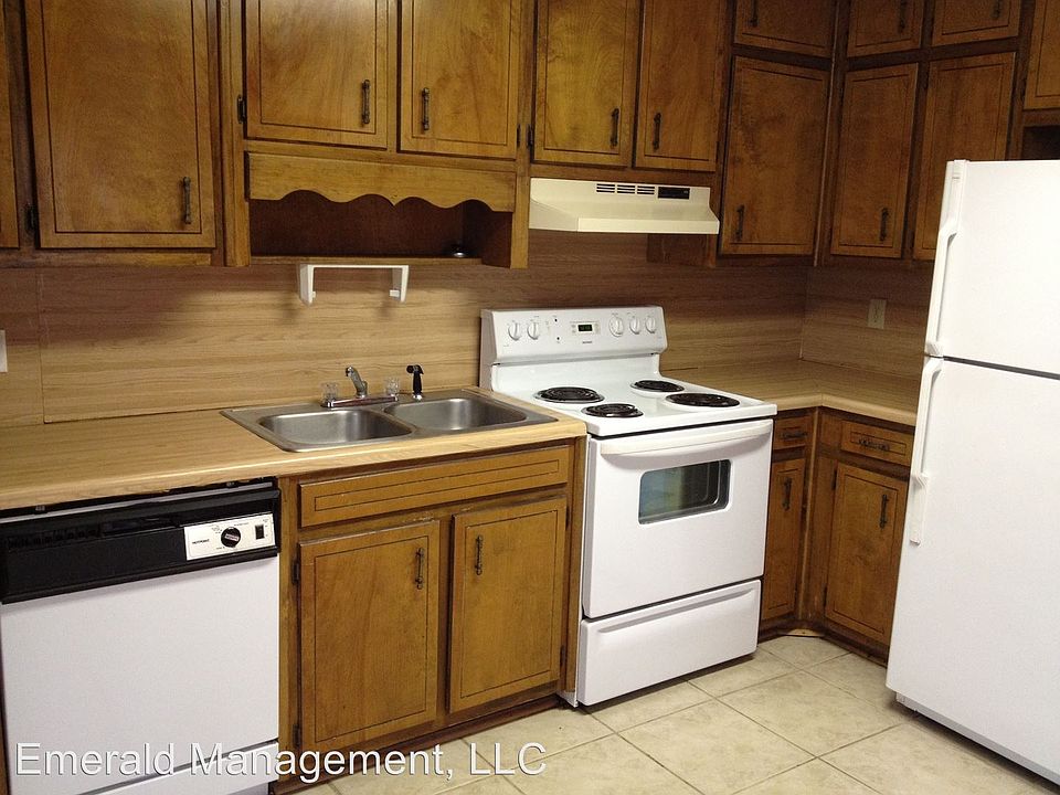 2nd image of 82 Curtis Rd