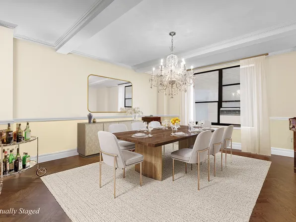 400 West End Avenue image 2 of 9