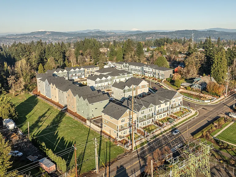 Holmes Park Townhomes — Photo 17